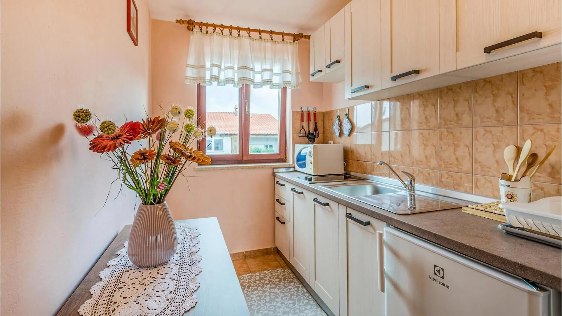 Nice Apartment In Funtana With Kitchen Croatia
