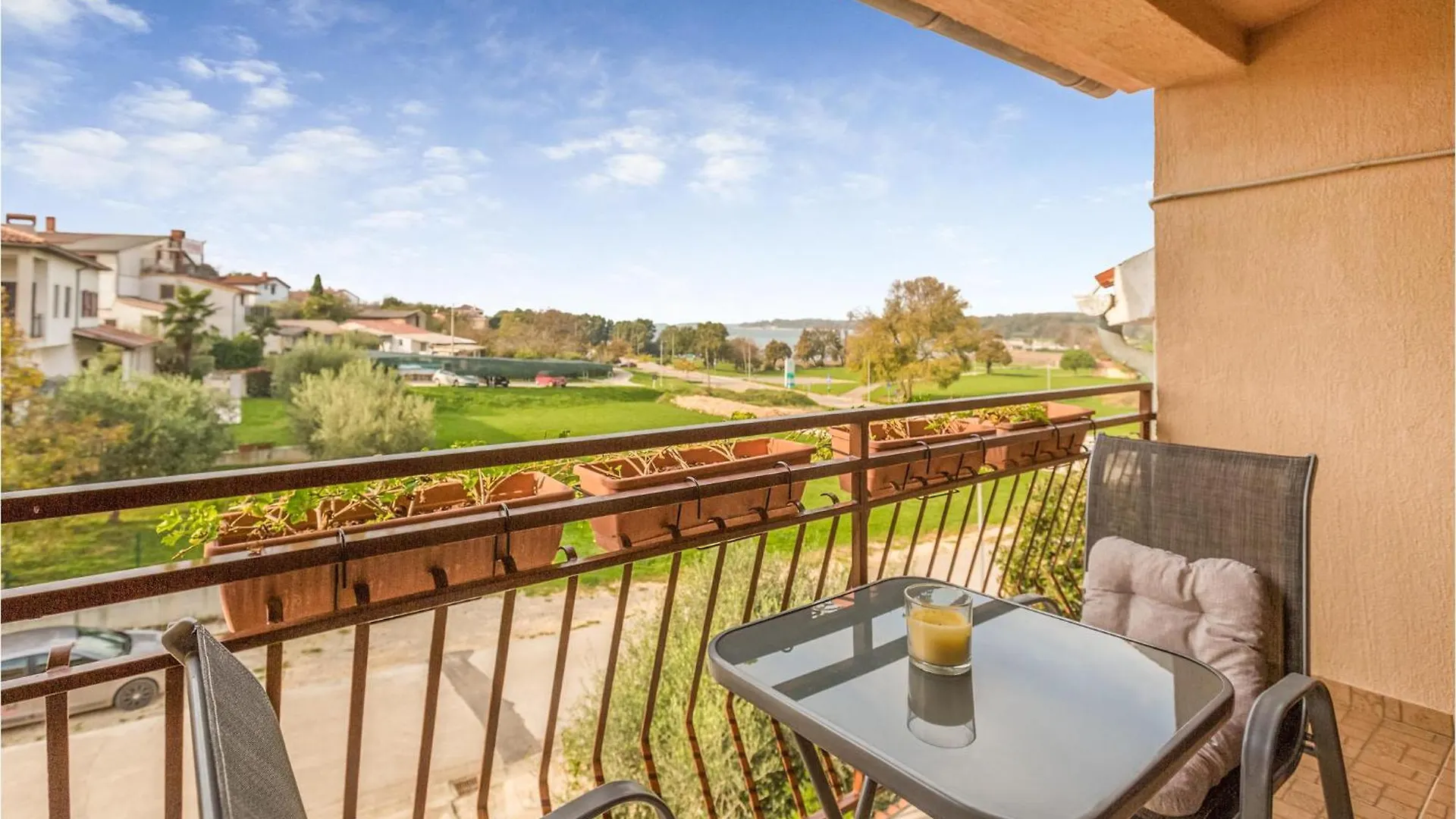 Nice Apartment In Funtana With Kitchen